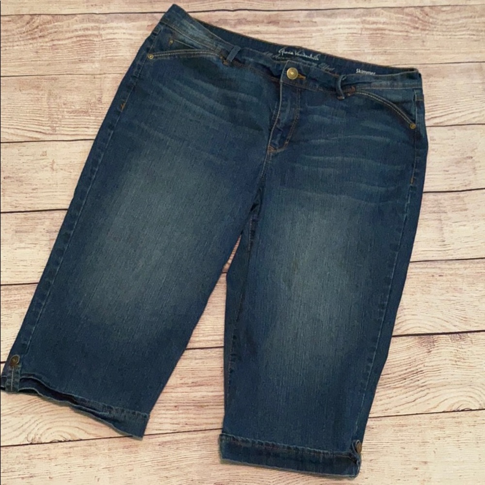 Gloria Vanderbilt Capris